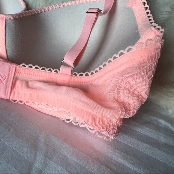 Victoria Secret Dream Angels Light Pink Lace Bra - Picture 6 of 15